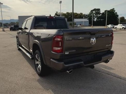 Used 2022 RAM 1500 Laramie AWD/4WD image 9