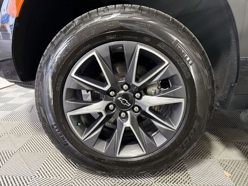 Used 2022 Chevrolet Tahoe Z71 w/ Luxury Package image 12