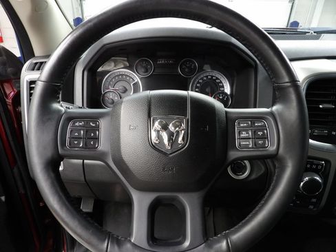 Used 2017 RAM 1500 Big Horn AWD/4WD image 37