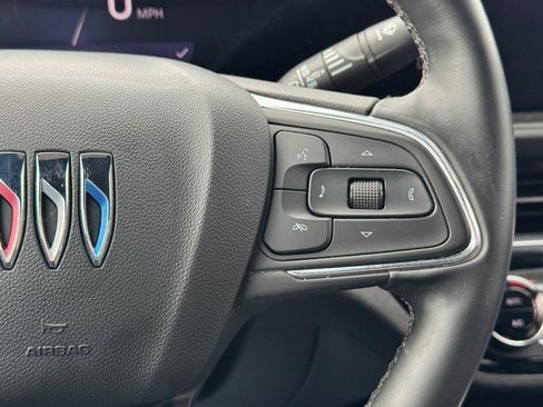 Used 2025 Buick Envista Sport Touring w/ Convenience I Package image 19