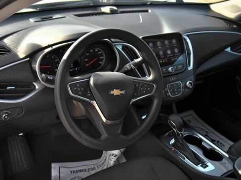 Used 2024 Chevrolet Malibu LT image 14