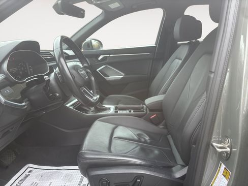 Used 2024 Audi Q3 2.0T Premium image 9