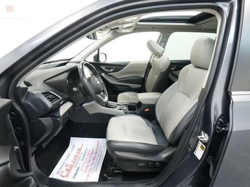 Used 2022 Subaru Forester Limited image 16