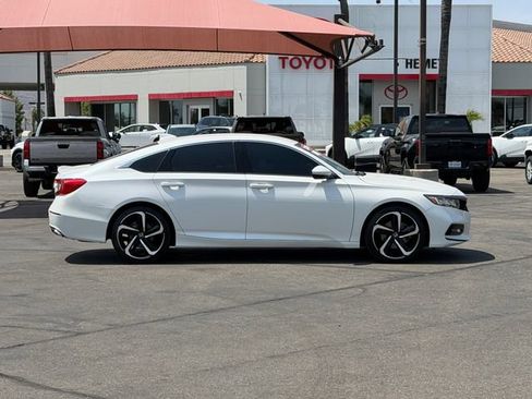Used 2018 Honda Accord Sport image 4
