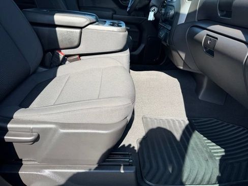 Certified 2022 Chevrolet Silverado 1500 Custom RWD image 13