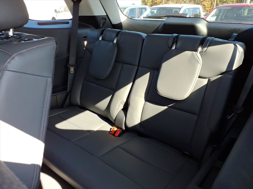 New 2026 Ford Explorer Active w/ Active Comfort Package RWD image 11