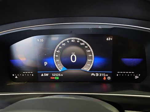 Certified 2023 Volkswagen Tiguan SE w/ Panoramic Sunroof Package FWD image 19