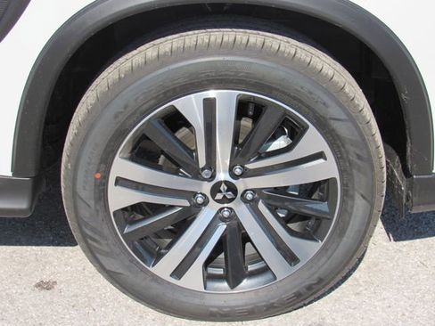 New 2026 Mitsubishi Outlander Sport ES AWD/4WD image 10