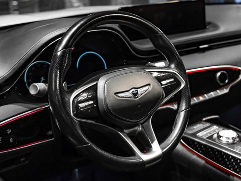 Used 2022 Genesis GV70 3.5T Sport w/ Sport Prestige Package AWD/4WD image 14