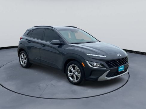 Used 2023 Hyundai Kona SEL FWD image 4