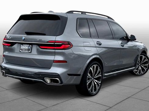 Used 2025 BMW X7 xDrive40i w/ Executive Package image 23