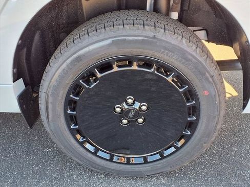 New 2026 Ford Maverick Lobo AWD/4WD image 5