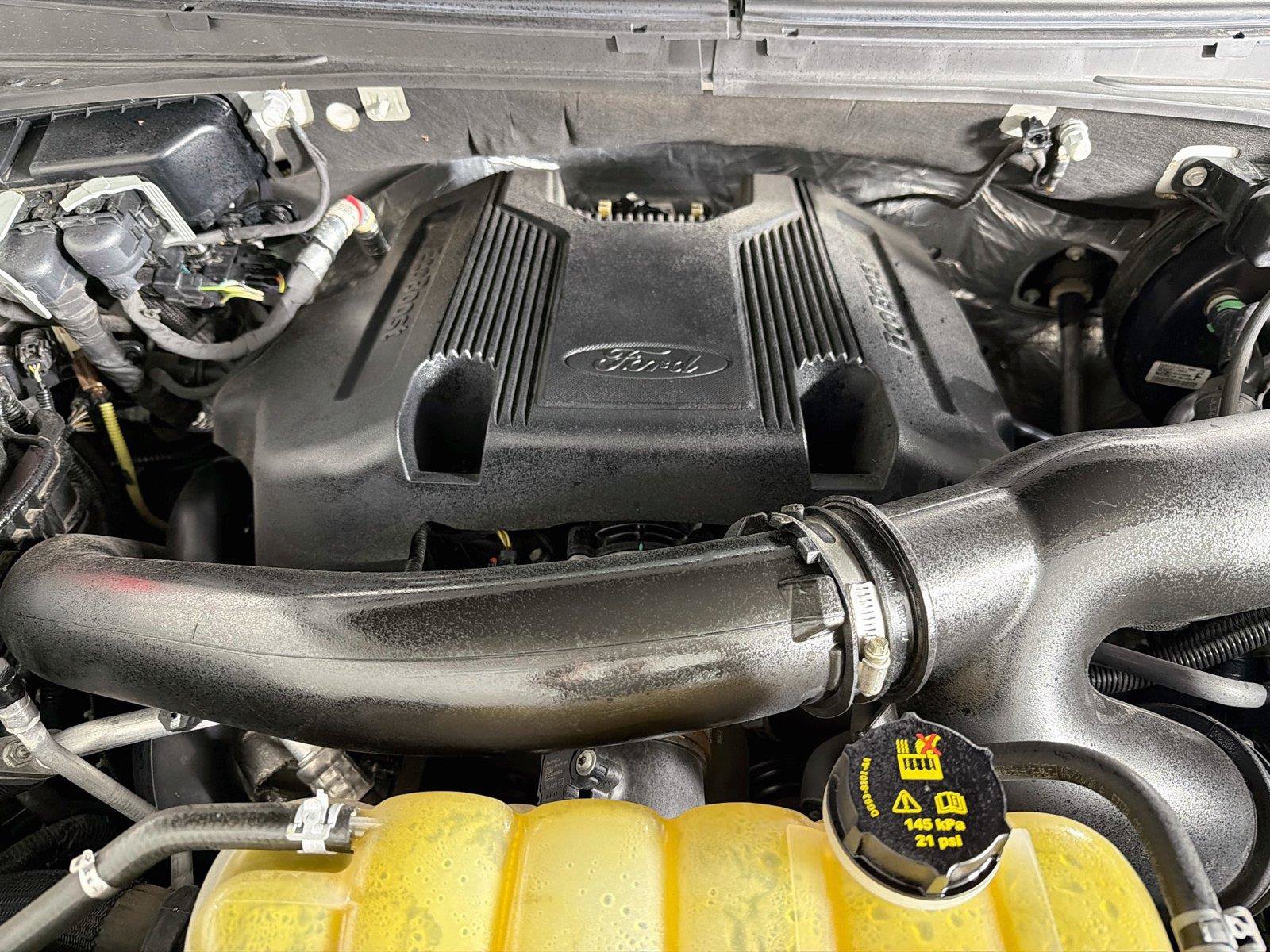 Used 2020 Ford Expedition Limited w/ Equipment Group 302A AWD/4WD image 34
