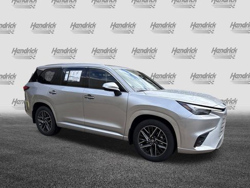 New 2026 Lexus TX 350 AWD image 2