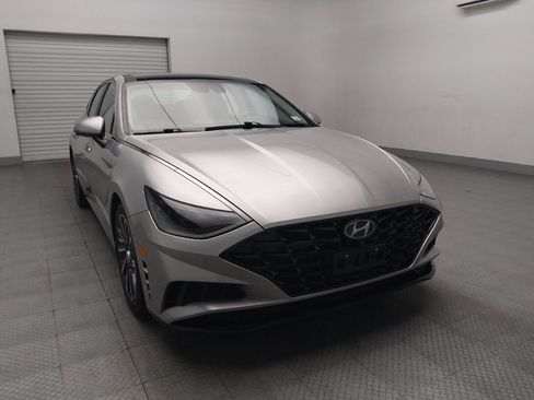 Used 2021 Hyundai Sonata Limited image 13