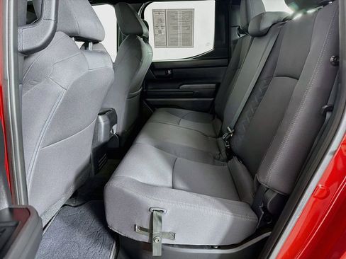 Used 2025 Toyota Tacoma SR5 AWD/4WD image 36