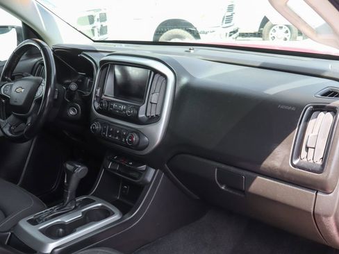 Used 2017 Chevrolet Colorado LT w/ LT Convenience Package RWD image 42