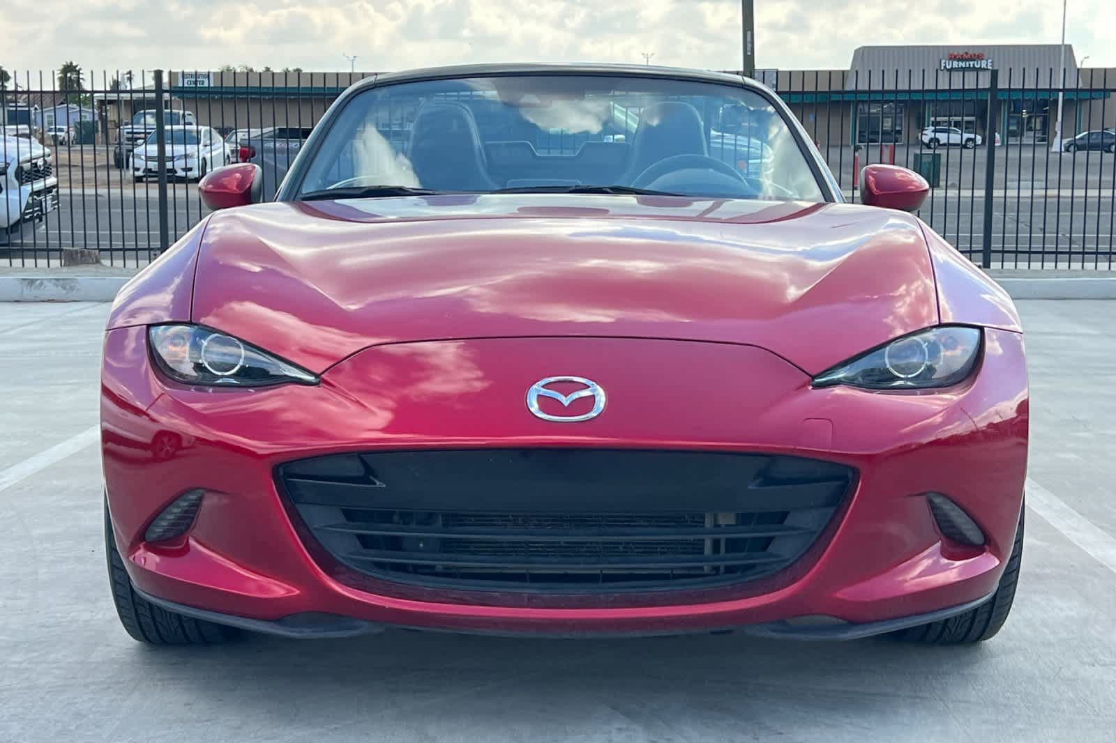 Used 2022 MAZDA MX-5 Miata Grand Touring RWD image 9