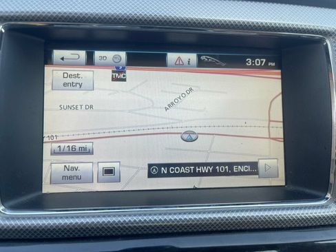 Used 2012 Jaguar XF R RWD image 22