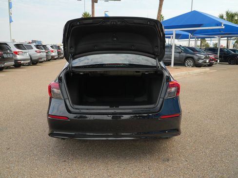 Used 2023 Honda Civic EX image 7