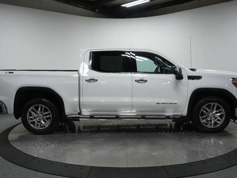 Used 2020 GMC Sierra 1500 SLT w/ SLT Premium Plus Package image 9
