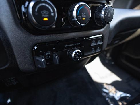New 2026 RAM 1500 Tradesman AWD/4WD image 19