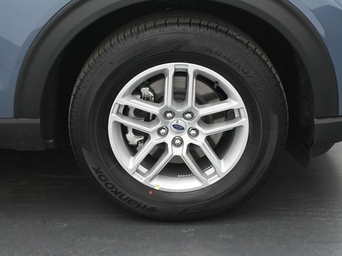 New 2026 Ford Explorer Active RWD image 23