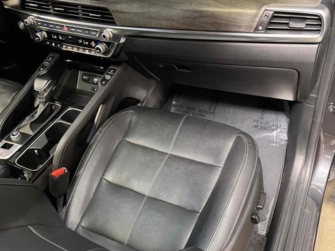 Used 2022 Kia Telluride EX w/ EX Premium Package FWD image 38