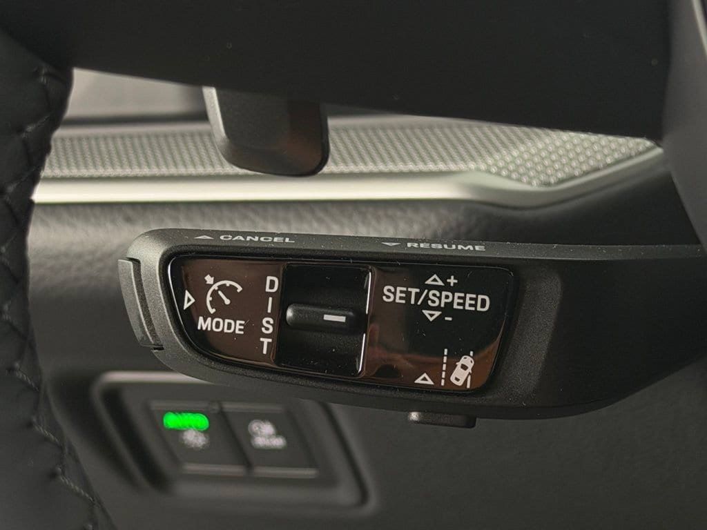 Certified 2026 Porsche Cayenne Coupe AWD/4WD image 27