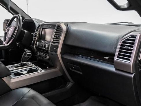 Used 2015 Ford F150 Platinum w/ Equipment Group 701A Luxury AWD/4WD image 14