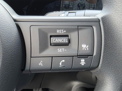 New 2026 Nissan Kicks SV image 25