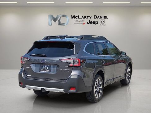 Used 2024 Subaru Outback Limited XT AWD/4WD image 5