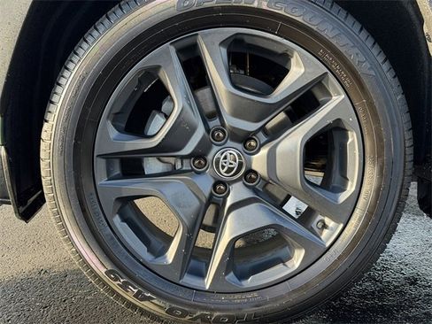 Used 2024 Toyota RAV4 Adventure image 11