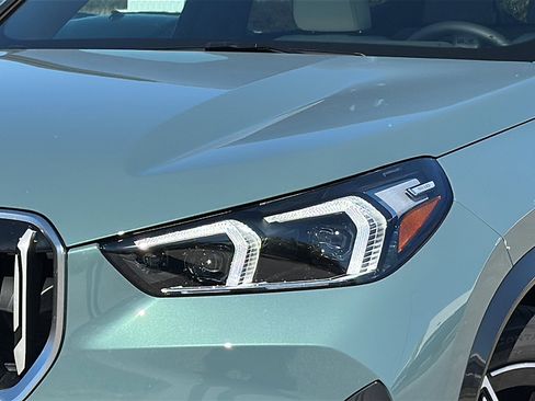 New 2026 BMW X1 xDrive28i w/ Technology Package image 4