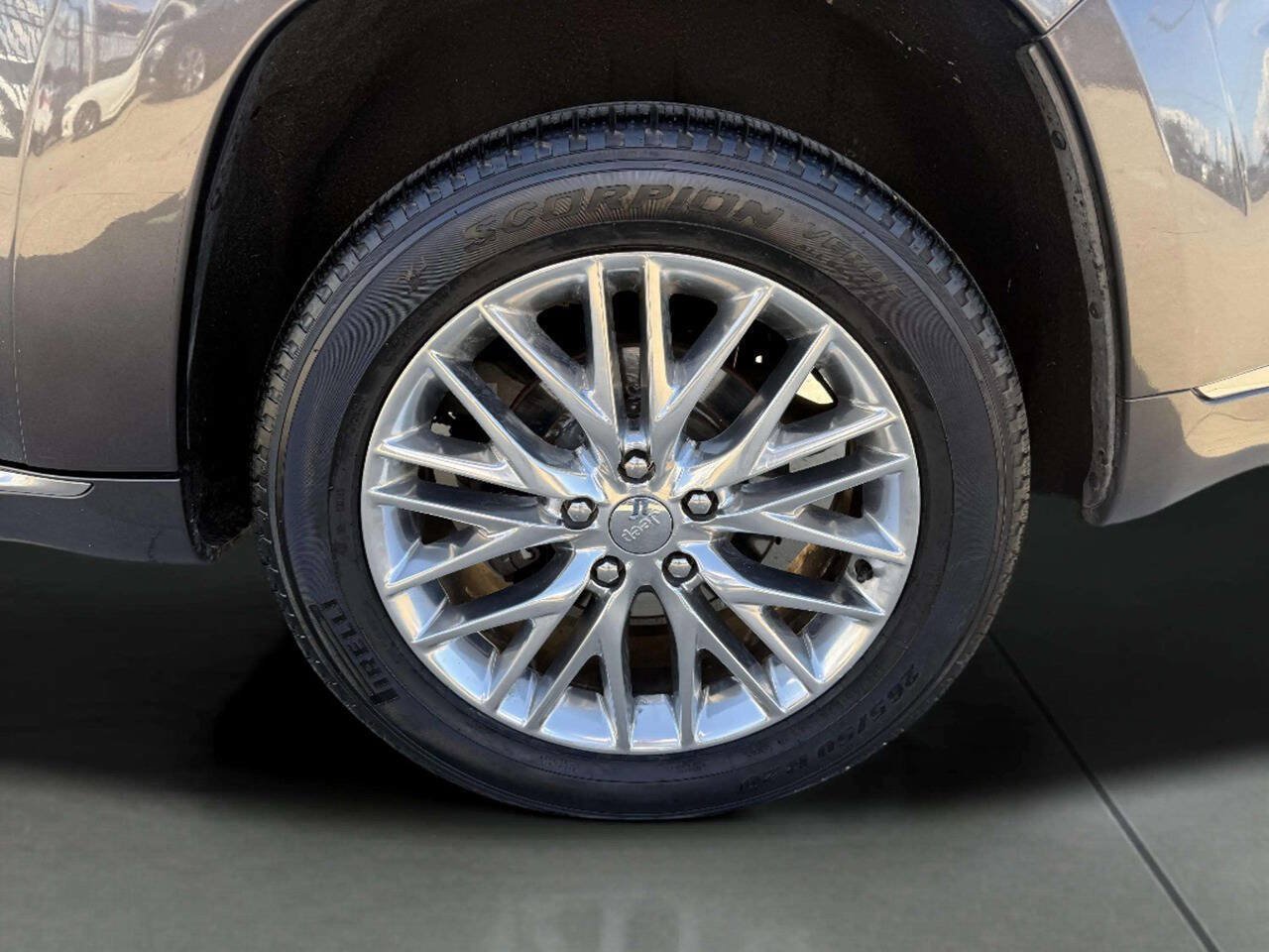 Used 2017 Jeep Grand Cherokee Summit AWD/4WD image 21