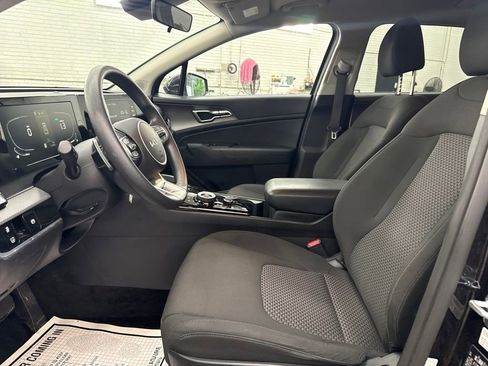 Certified 2023 Kia Sportage LX AWD/4WD image 11