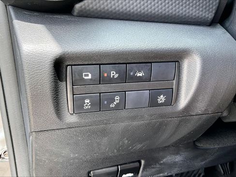 Used 2025 Nissan Kicks Play S image 64