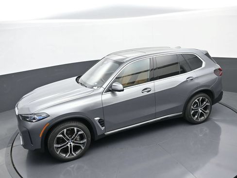 New 2026 BMW X5 xDrive40i AWD/4WD image 33