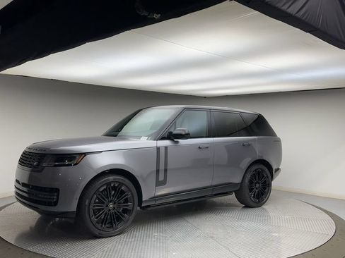 Certified 2025 Land Rover Range Rover Autobiography AWD/4WD image 4