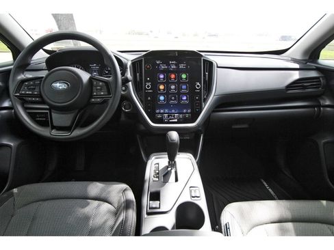 Used 2024 Subaru Crosstrek 2.0i Premium AWD/4WD image 9