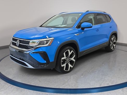 Used 2022 Volkswagen Taos SEL AWD/4WD image 1