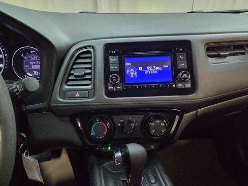 Used 2020 Honda HR-V LX image 21