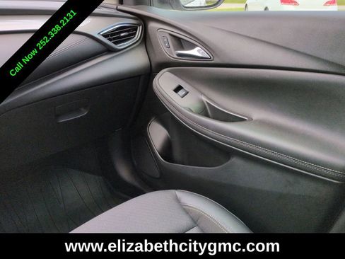 Used 2023 Buick Encore GX Preferred FWD image 19