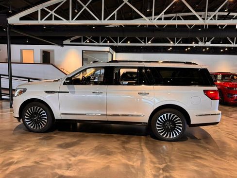 Used 2019 Lincoln Navigator L Black Label image 2
