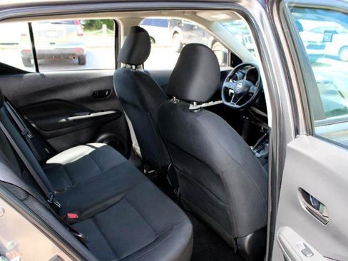 Used 2023 Nissan Kicks S image 14