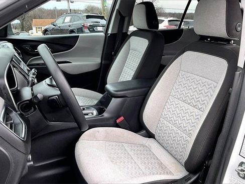 Used 2023 Chevrolet Equinox LT image 10