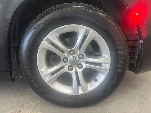 Used 2019 Dodge Charger SXT image 14