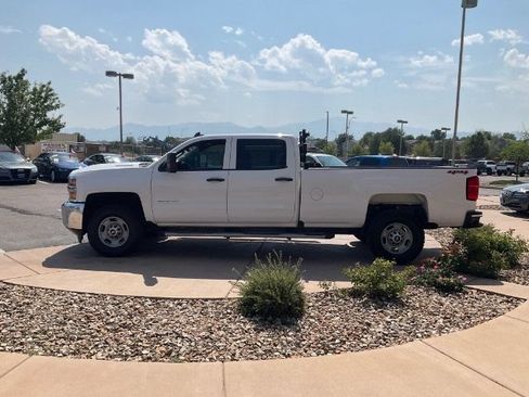 Used 2018 Chevrolet Silverado 2500 W/T w/ WT Convenience Package AWD/4WD image 7