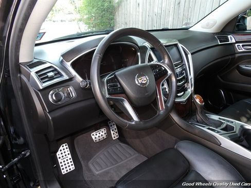 Used 2015 Cadillac SRX Luxury w/ Driver Awareness Package FWD image 12
