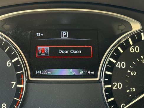 Used 2016 Nissan Altima 2.5 SV w/ Convenience Package image 13